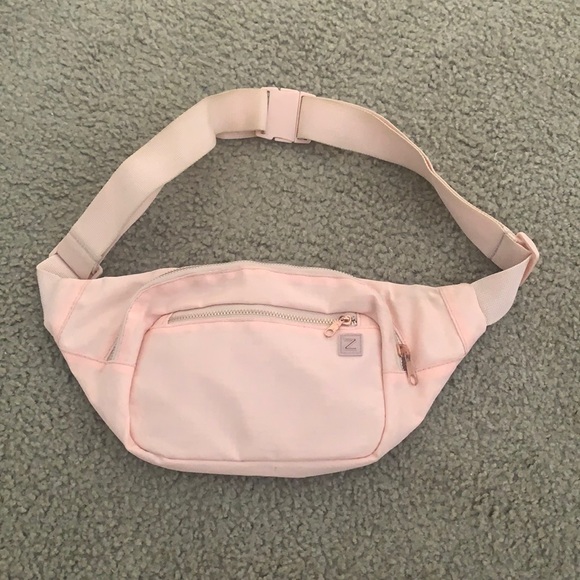 Zella Handbags - SOLD - Hiking cross body/fanny pack